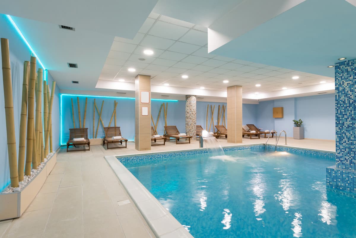 Élevez votre établissement au rang de référence avec Spa & Prestige Collection.