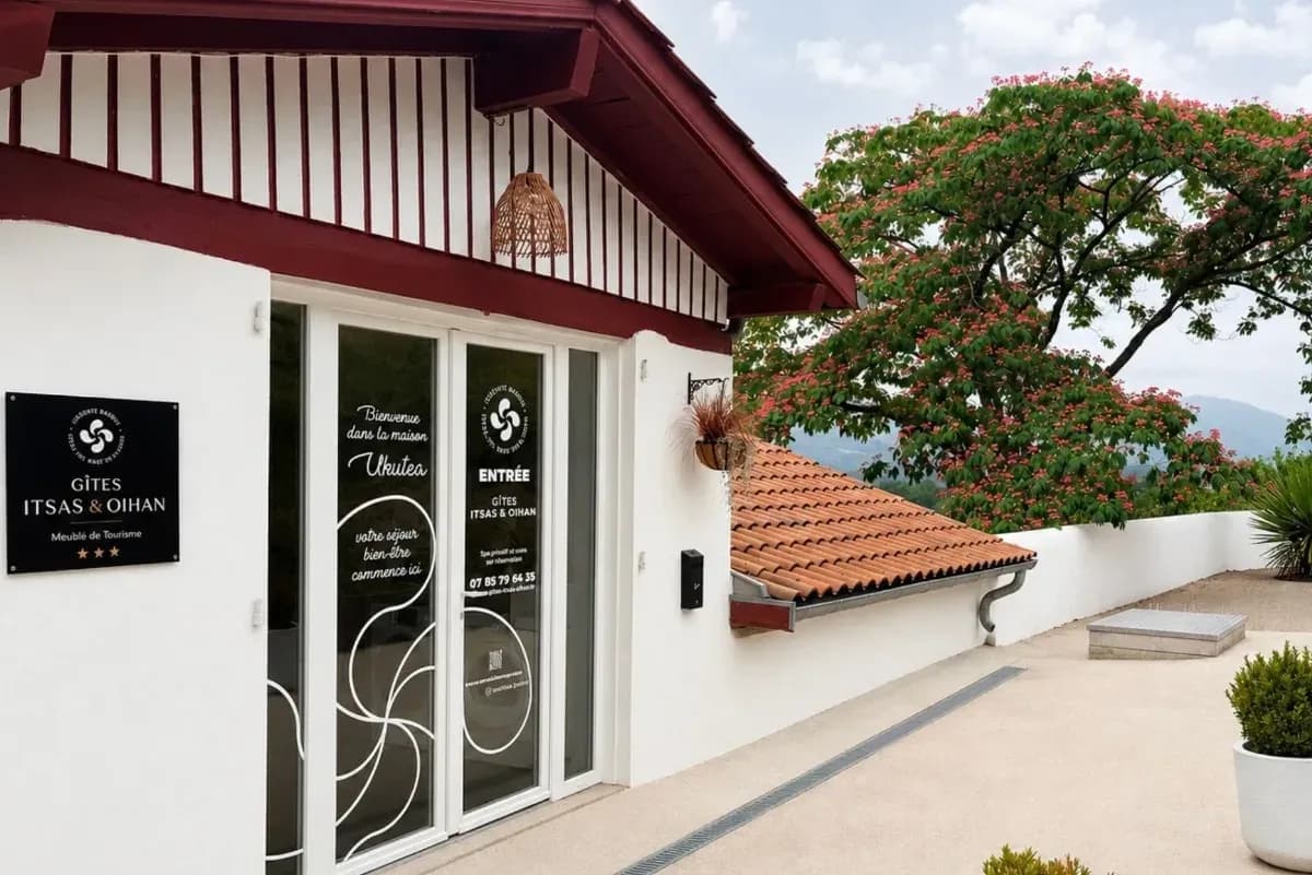 Spa privatisé de Sérénité Basque à Ainhoa, à 25 minutes de Biarritz