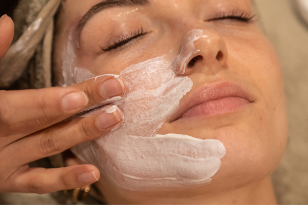Rituel Duo Visage & Corps – 30 min de Soin & 30 min de Massage