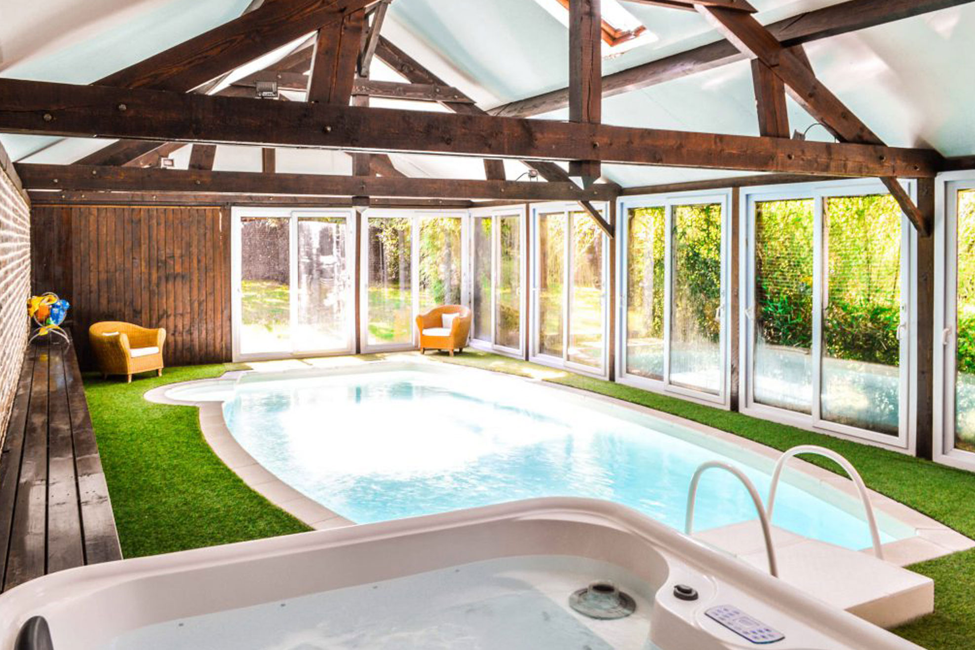 SUITE AVEC JACUZZI – Vendredi, Samedi, veilles de jours fériés