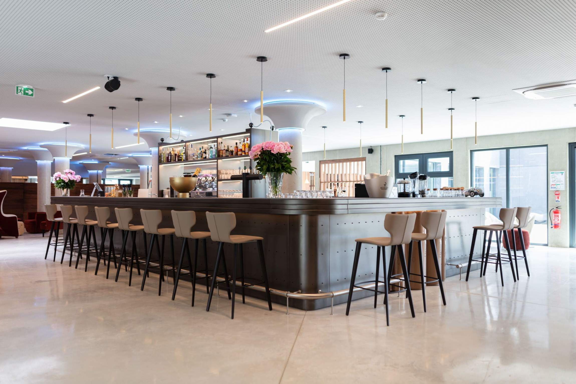 bar_06